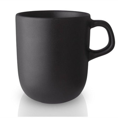 My Cool Kitchen productfoto - Eva Solo Nordic Kitchen Cup Black 40 cl - My Cool Kitchen is een premium aanbieder van Eva Solo 