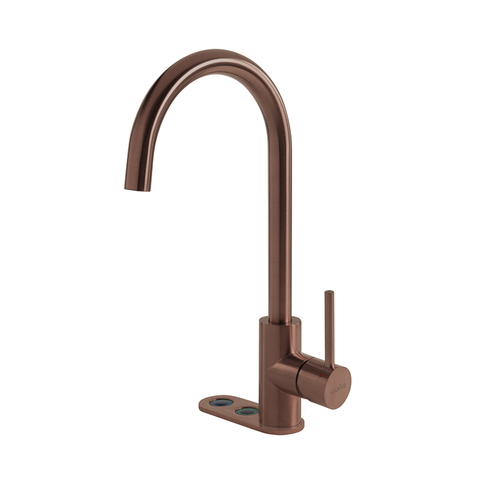 My Cool Kitchen - Productfoto Selsiuz Cool 4-in-1 rond waterkaan voor gekoeld en bruisend water. Uitvoering koper / copper met koeler. My Cool Kitchen is premium Selsiuz dealer.