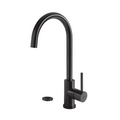 My Cool Kitchen - Productfoto Selsiuz Push 3-in-1 kokendwaterkaan rond gun metal / gunmetal met titanium boiler. My Cool Kitchen is premium Selsiuz dealer.