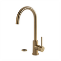 My Cool Kitchen - Productfoto Selsiuz Push 3-in-1 kokendwaterkaan rond gold / goud met titanium boiler. My Cool Kitchen is premium Selsiuz dealer.