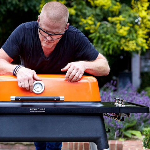 Gasbarbecue Furnace van Everdure by Heston Blumenthal met elektrische ontsteking. My Cool Kitchen is premium specialist in Everdure by Heston Blumenthal.