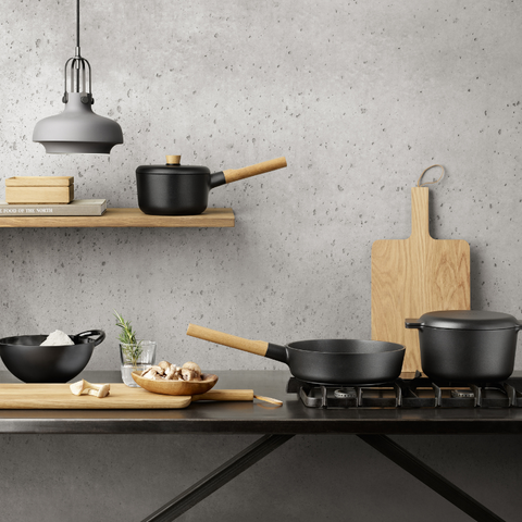 Aluminium & eikenhouten sauteerpan van Eva Solo kopen. My Cool Kitchen is premium specialist in Eva Solo.