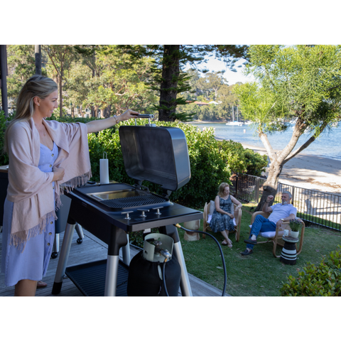 Gas barbecue Furnace van Everdure by Heston Blumenthal met elektrische ontsteking. My Cool Kitchen is premium specialist in Everdure by Heston Blumenthal.