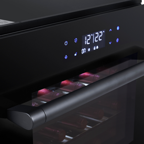 My Cool Kitchen - Temptech Sommelier Wijnkoelkast met 1 Zone voor 24 Flessen - 7090013678375 - SOMZ45SB - Temptech wijnkoelkast kopen